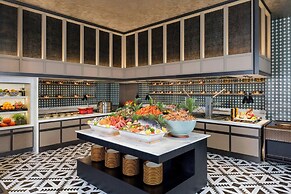 Renaissance Qingdao Hotel