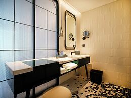 Renaissance Qingdao Hotel