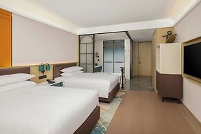 Renaissance Qingdao Hotel
