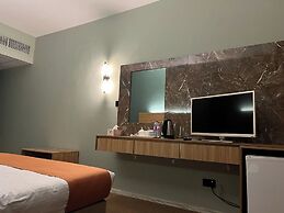 Aygro Hotel