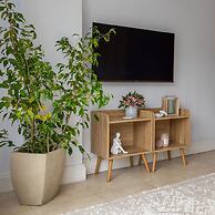 Cozy Corner Apartment
