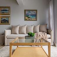 Cozy Corner Apartment