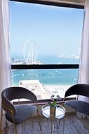 HAPPY SEASON I Amwaj apartment