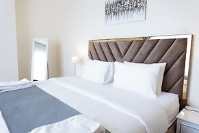 HAPPY SEASON I Amwaj apartment