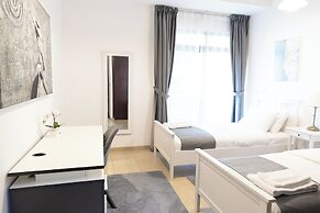 HAPPY SEASON I Amwaj apartment