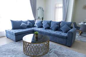 HAPPY SEASON I Amwaj apartment