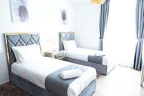 HAPPY SEASON I Amwaj apartment