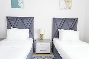 HAPPY SEASON I Amwaj apartment