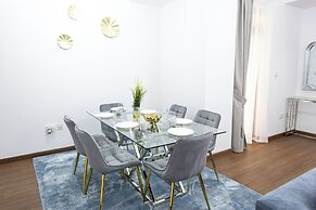 HAPPY SEASON I Amwaj apartment