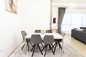 HAPPY SEASON I Amwaj apartment