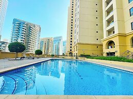 HAPPY SEASON I Amwaj apartment
