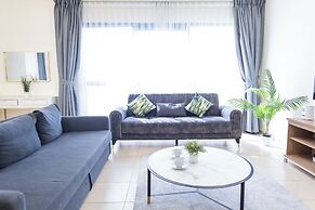 HAPPY SEASON I Amwaj apartment