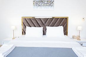 HAPPY SEASON I Amwaj apartment