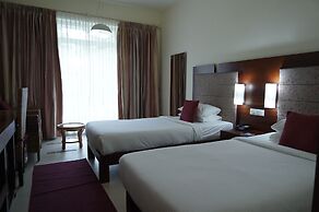 Hotel Devaragam