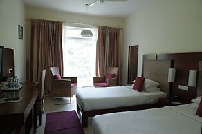 Hotel Devaragam