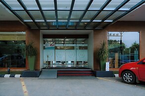 Hotel Devaragam