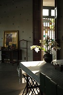 De Hué Space