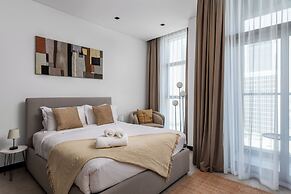 Waves - Premium Studio Stay in the He