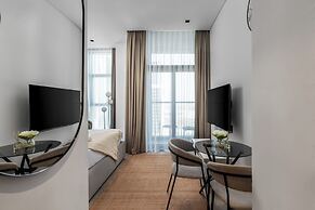 Waves - Premium Studio Stay in the He