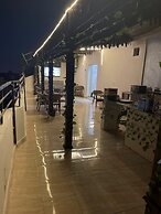 Pyramids High View Inn