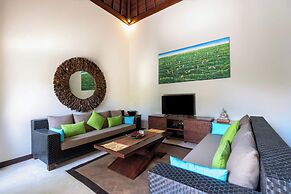 Senang Villa by Betterplace