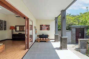 Senang Villa by Betterplace