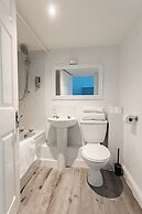 Platform City Studio Apartment No.9