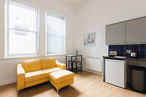 Platform City Studio Apartment No.9
