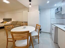 Studio With Pool and Balcony In San Telmo