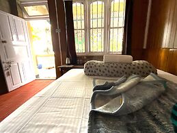 HOTEL LONG ISLAND
