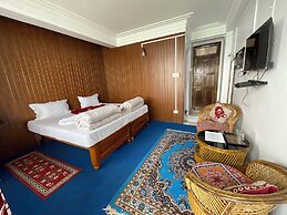 HOTEL LONG ISLAND
