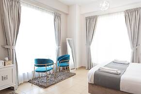 HAPPY SEASON I Shams apartment