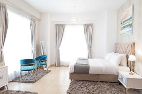 HAPPY SEASON I Shams apartment