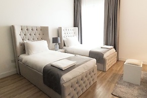 HAPPY SEASON I Shams apartment