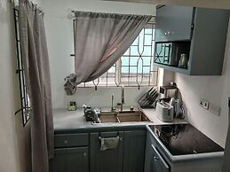 Clavier's- Aircon- Seaside- Familyfriendly