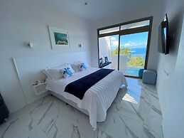 Ninamu Pearl  Guest House
