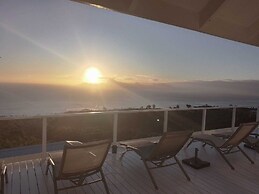 Ninamu Pearl  Guest House