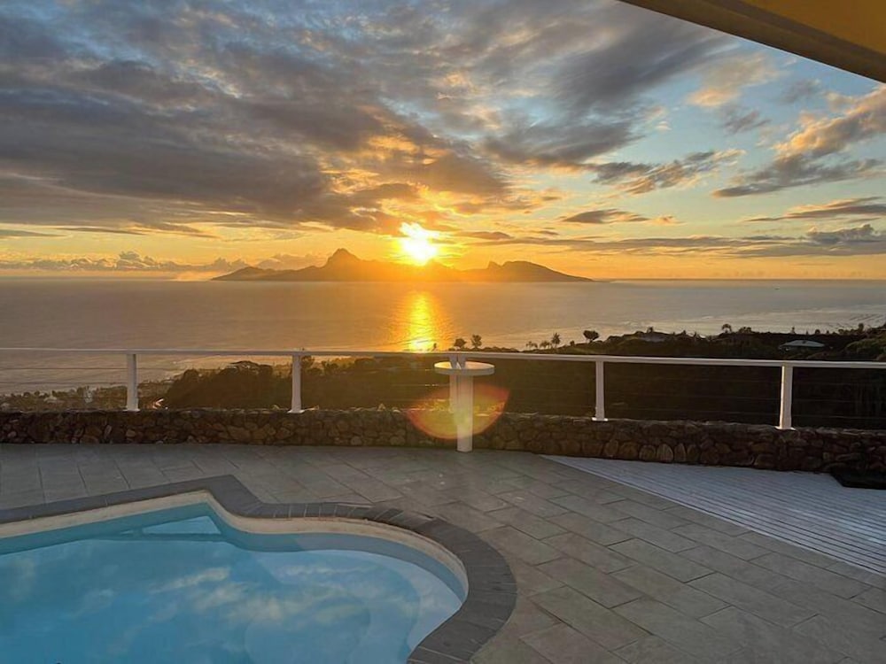 Ninamu Pearl  Guest House