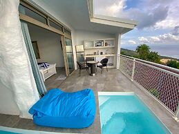 Ninamu Pearl  Guest House