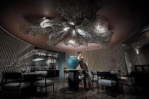 HUALUXE Shenzhen Bao'an by IHG