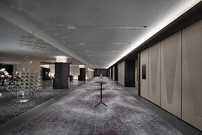 HUALUXE Shenzhen Bao'an by IHG