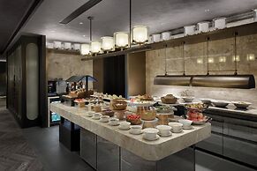 HUALUXE Shenzhen Bao'an by IHG