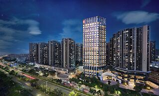 HUALUXE Shenzhen Bao'an by IHG