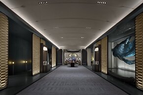 HUALUXE Shenzhen Bao'an by IHG