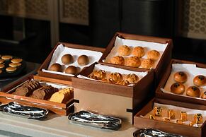 HUALUXE Shenzhen Bao'an by IHG