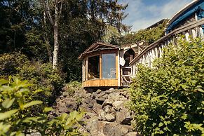 Maison Tofino - Private Oceanfront