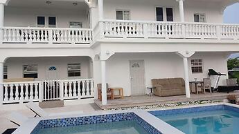 New Condo with Sea View