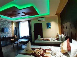MAZOLA DIAMOND HOTEL