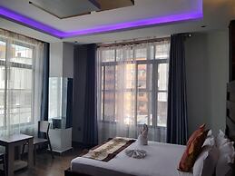 MAZOLA DIAMOND HOTEL