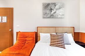Harmony Easy Stay